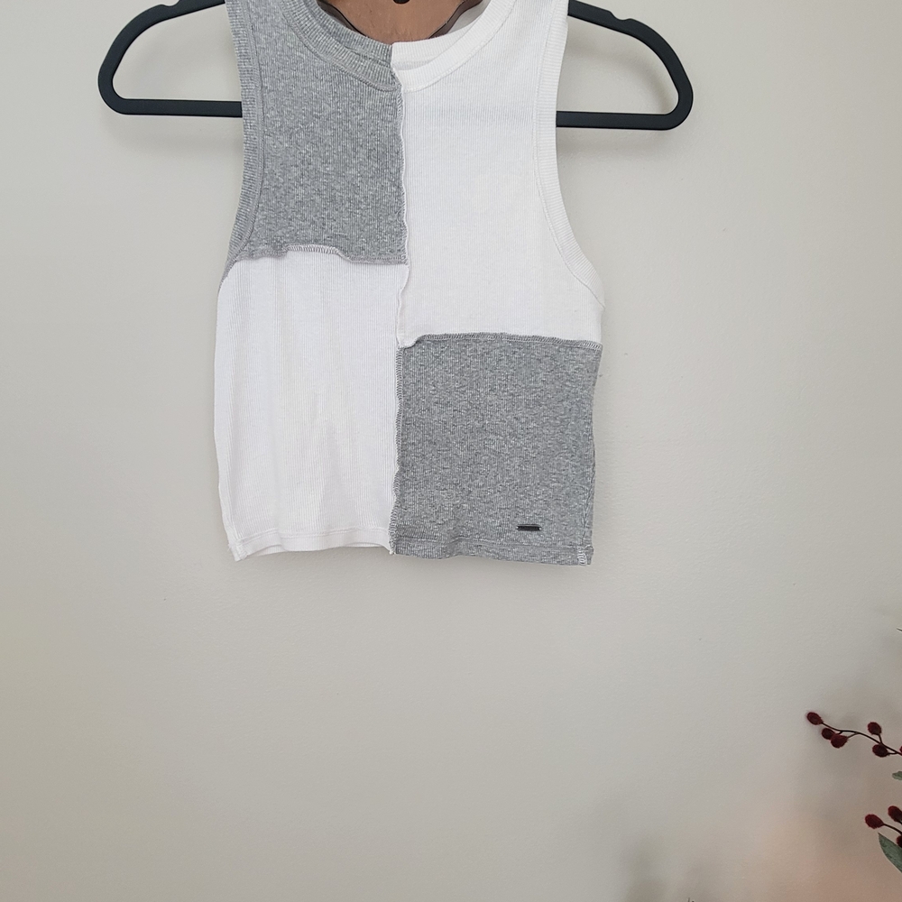 Hollister Gray and White Colorblock Cropped Tank